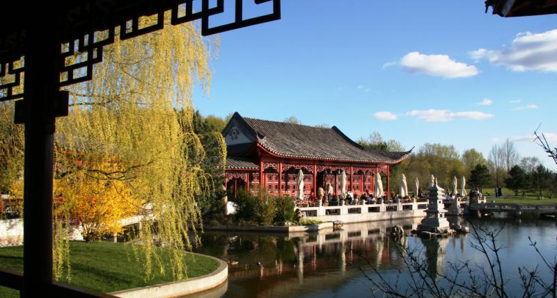 Picture: Chinese Tea House in the Gardens of the World