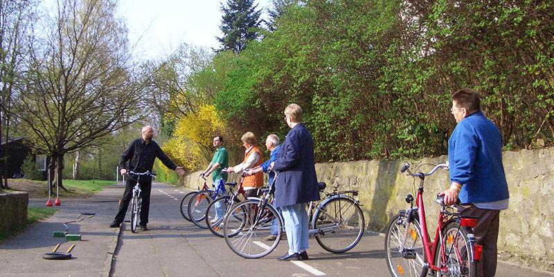 Foto: Radfahrschule für Erwachsene