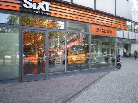 Foto: Sixt Mietwagenstation am Europa Center