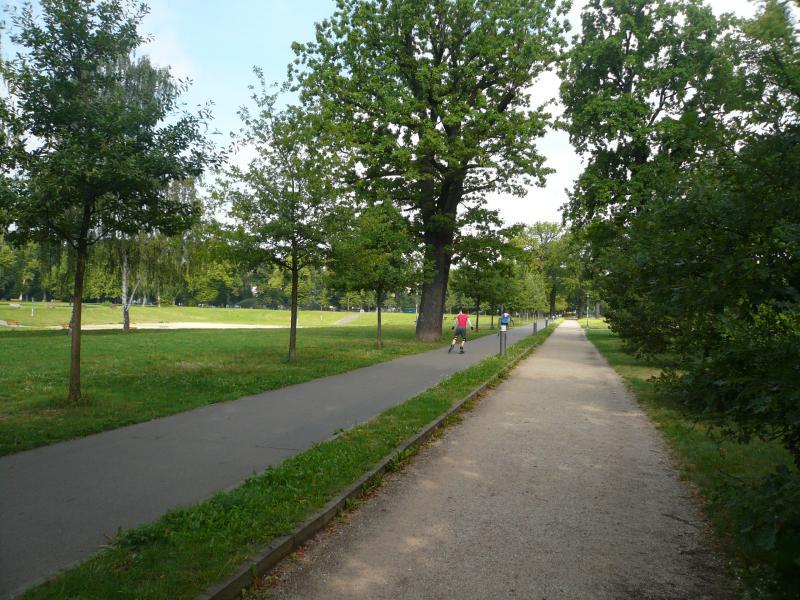 Foto: Skatestrecke im Volkspark Friedrichshain