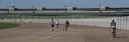 Foto: Skatestrecke Flughafen Tempelhof