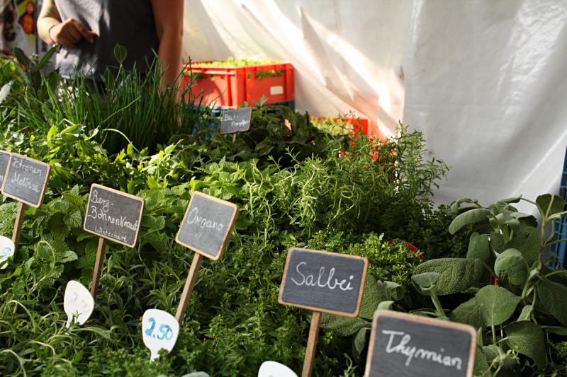 Foto: Neuköllner Wochenmarkt am Maybachufer