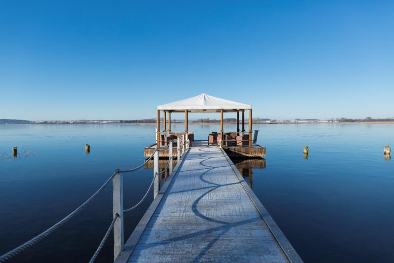 Foto: Panoramahotel am Oberuckersee