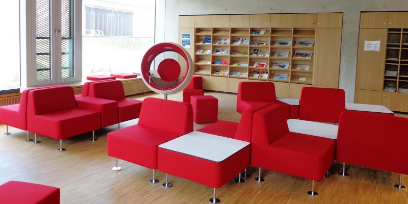 Foto: Schiller-Bibliothek mit Jugendmedienetage