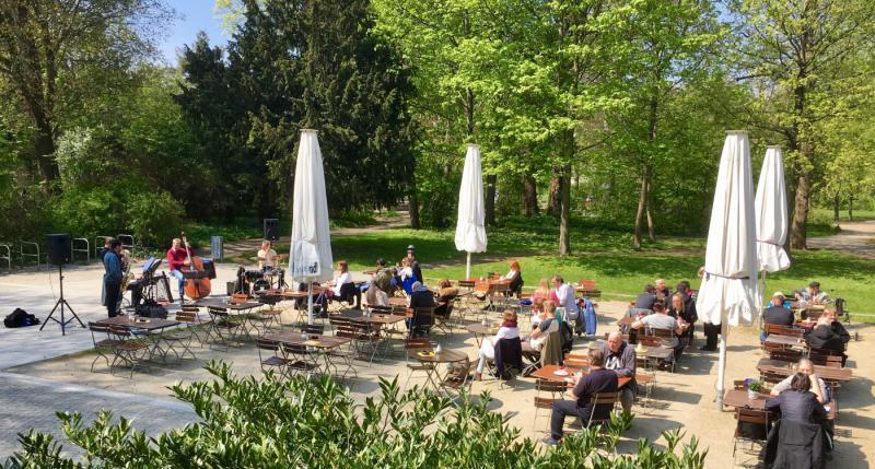 Foto: Café in der Schwartzschen Villa