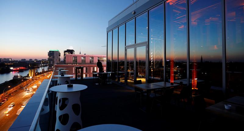 Picture: New Year’s Eve on the rooftops of Berlin at the 260°