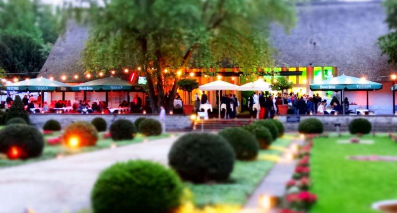 Picture: Tea House in the English Garden